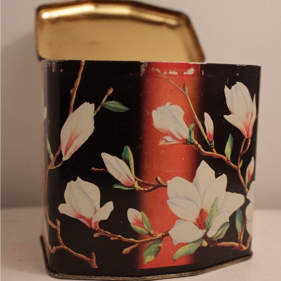Floral Tea Tin Box with Magnolia Design - Picture 1 of 10